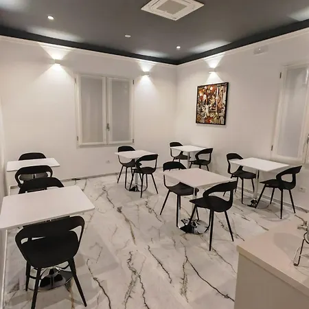 Mikale Luxury Pensión