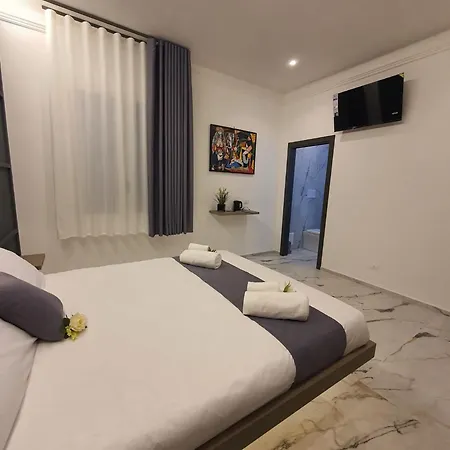 Mikale Luxury Pensión