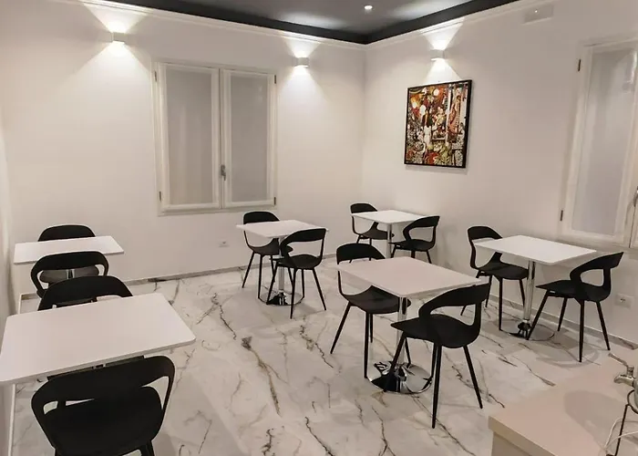 Mikale Luxury Pensión